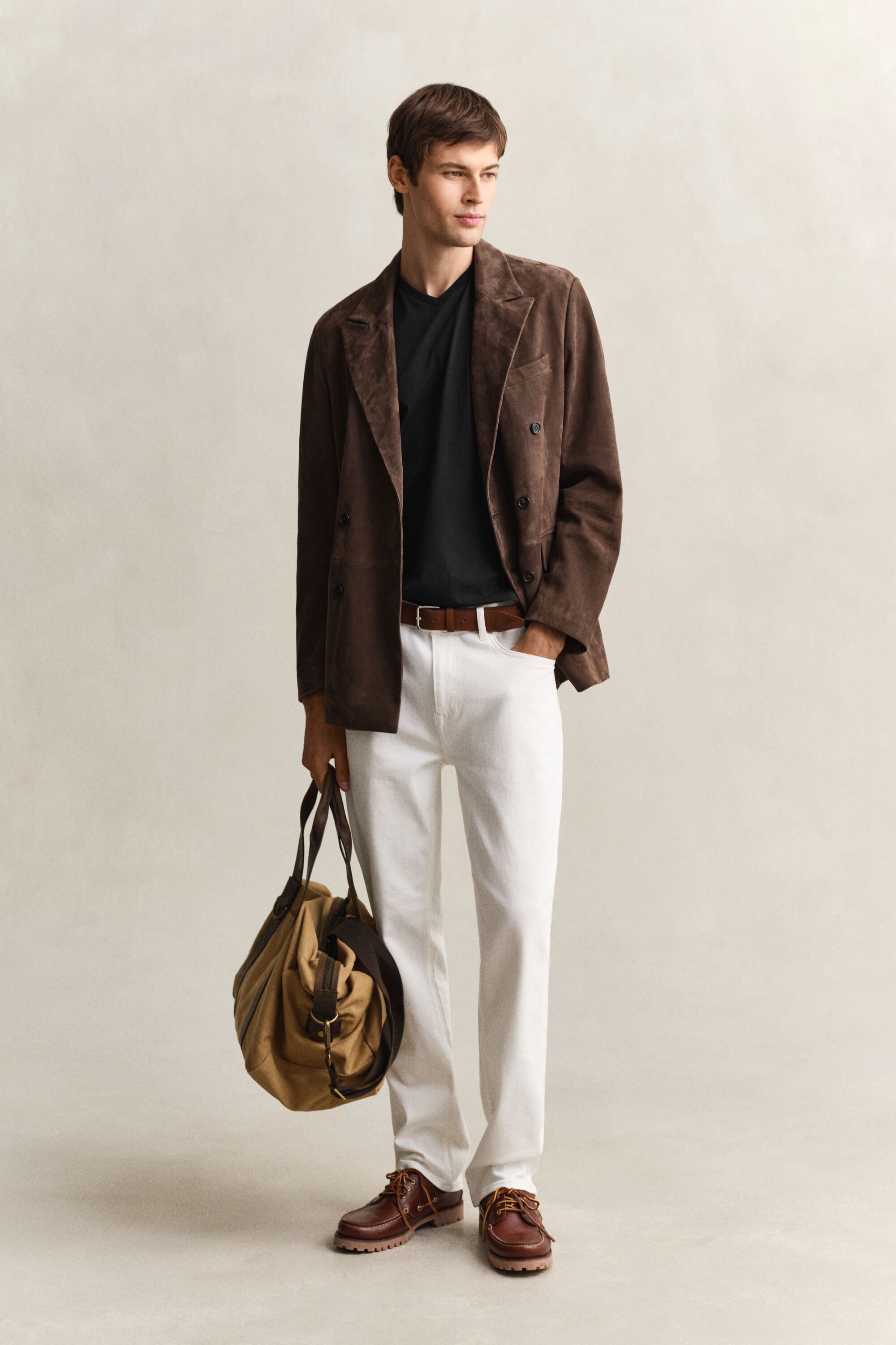 T-shirt col V coupe slim Shield