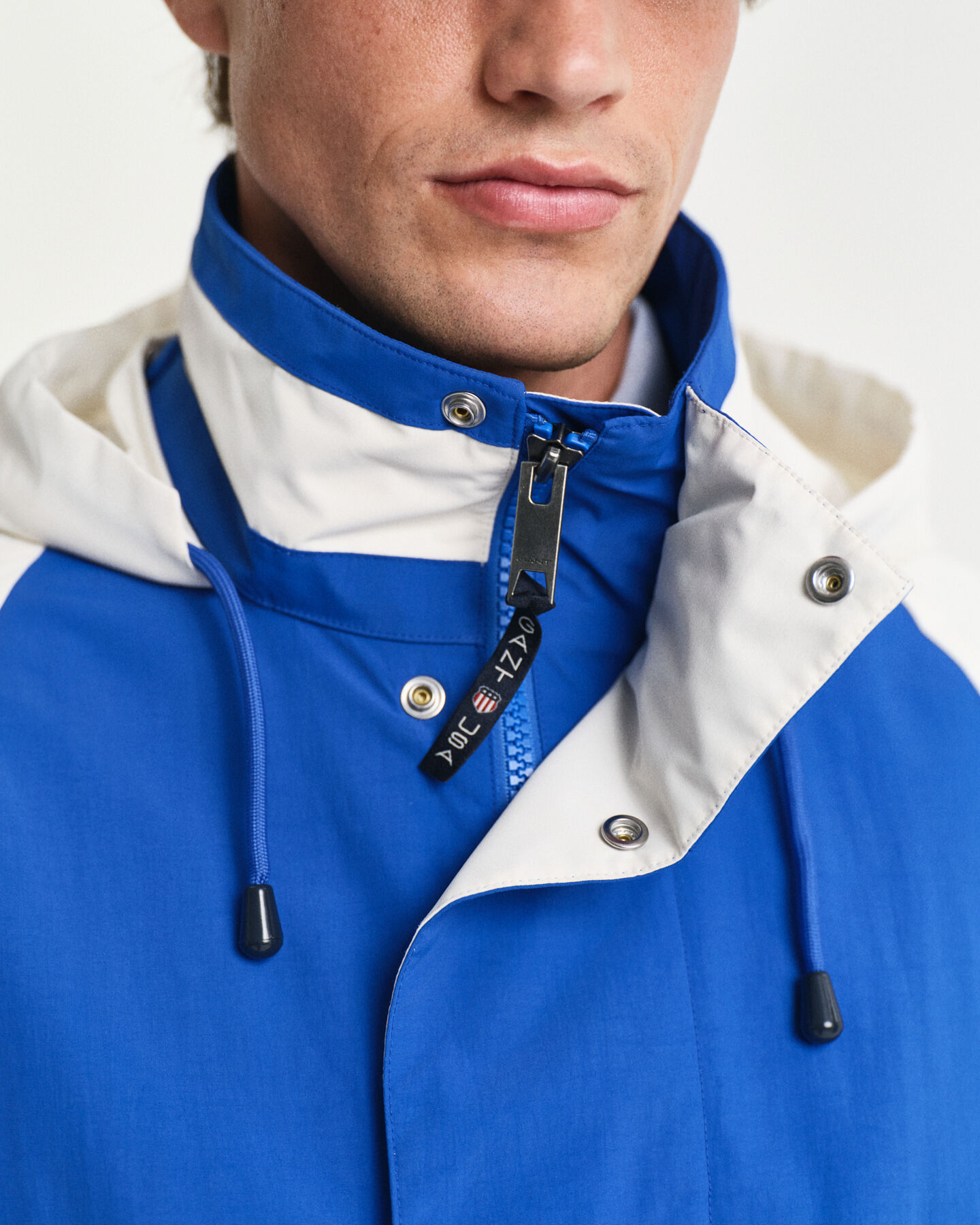 Mittellange Sailor Jacke