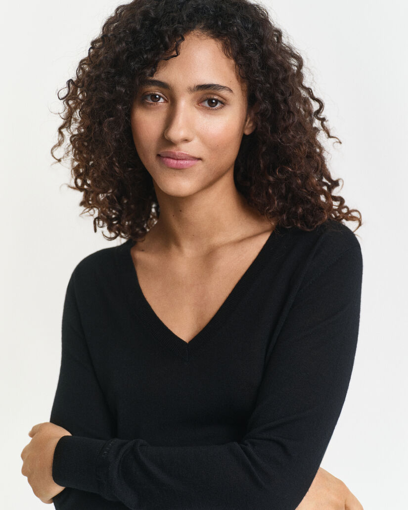 V-Neck Pullover aus extra feiner Merinowolle