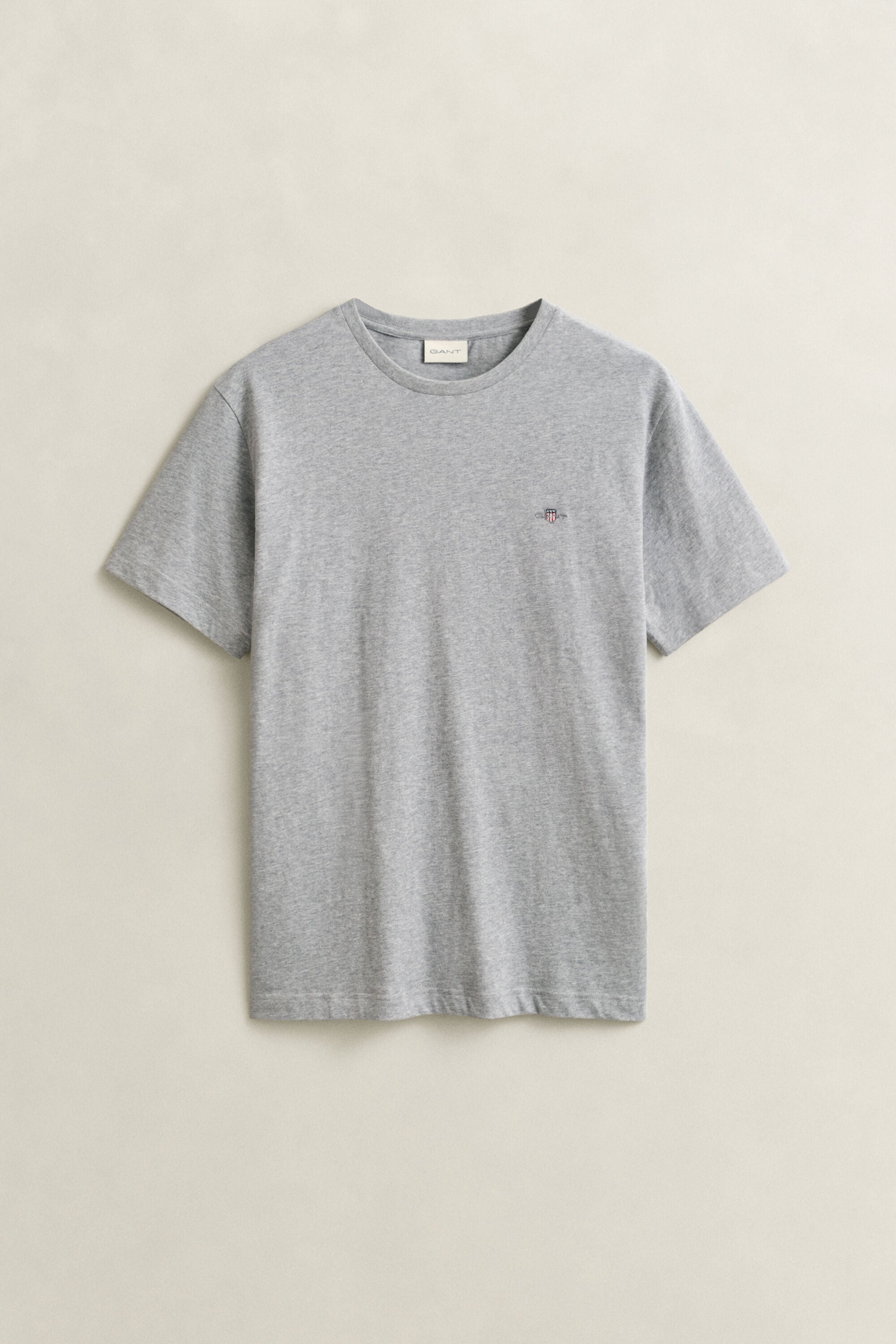 T-shirt coupe regular avec écusson