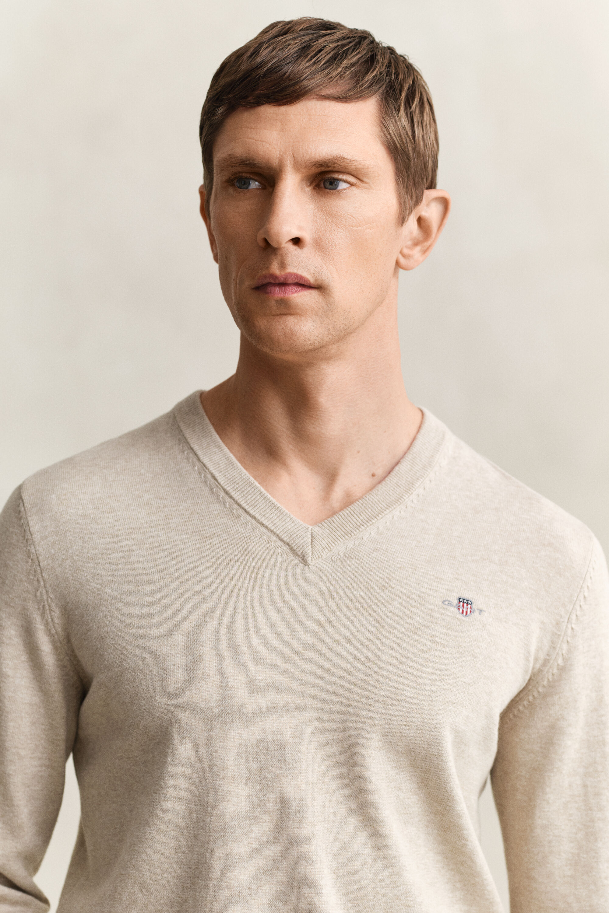 Klassischer V-Neck Pullover aus Baumwolle