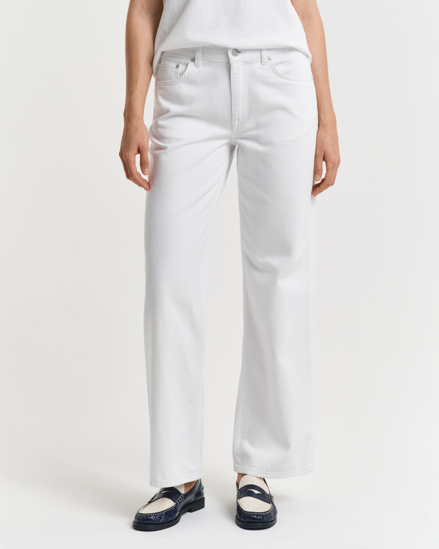 Weiße Relaxed Fit Jeans mit geradem Bein