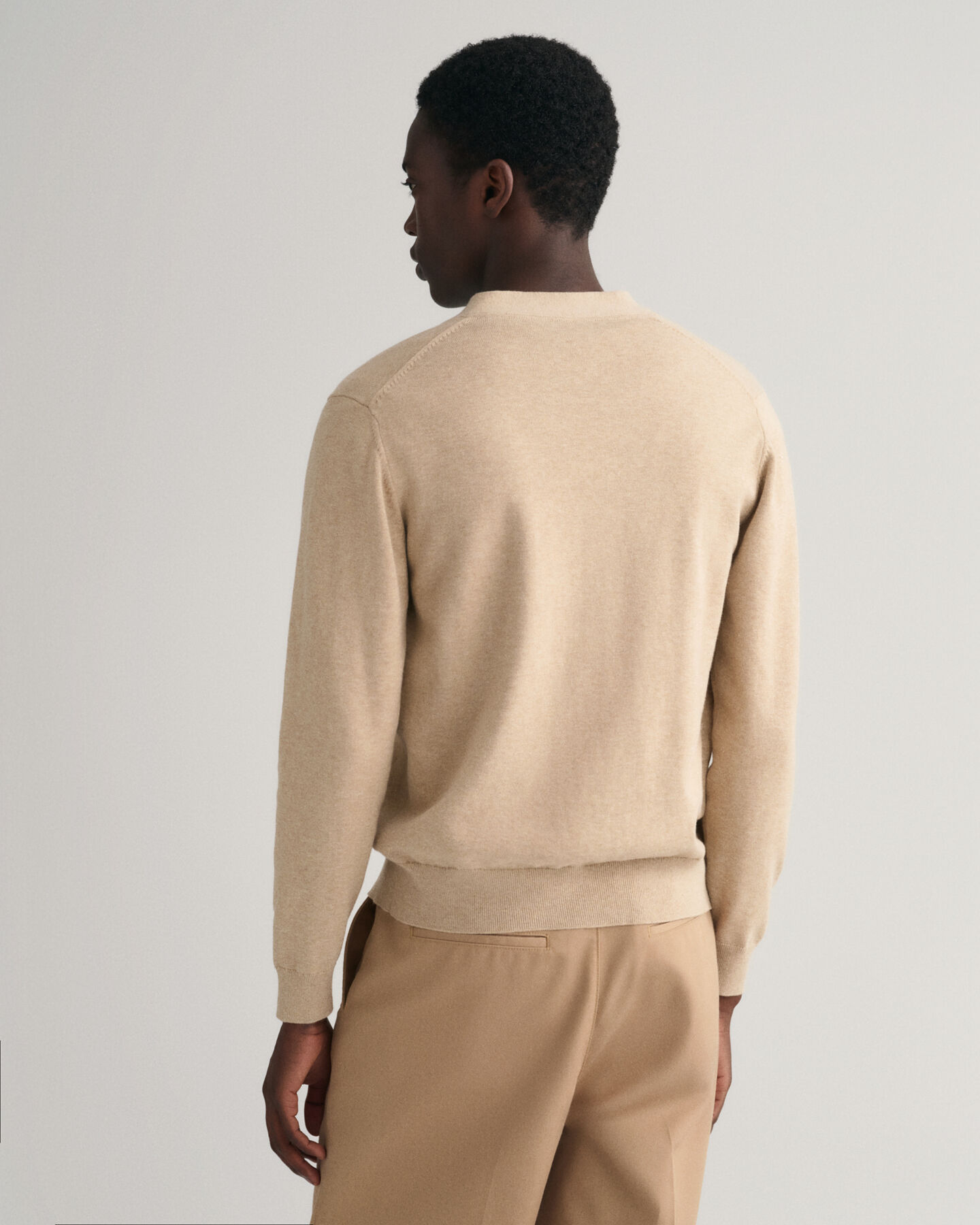 Classic V-Neck Strickjacke aus Baumwolle