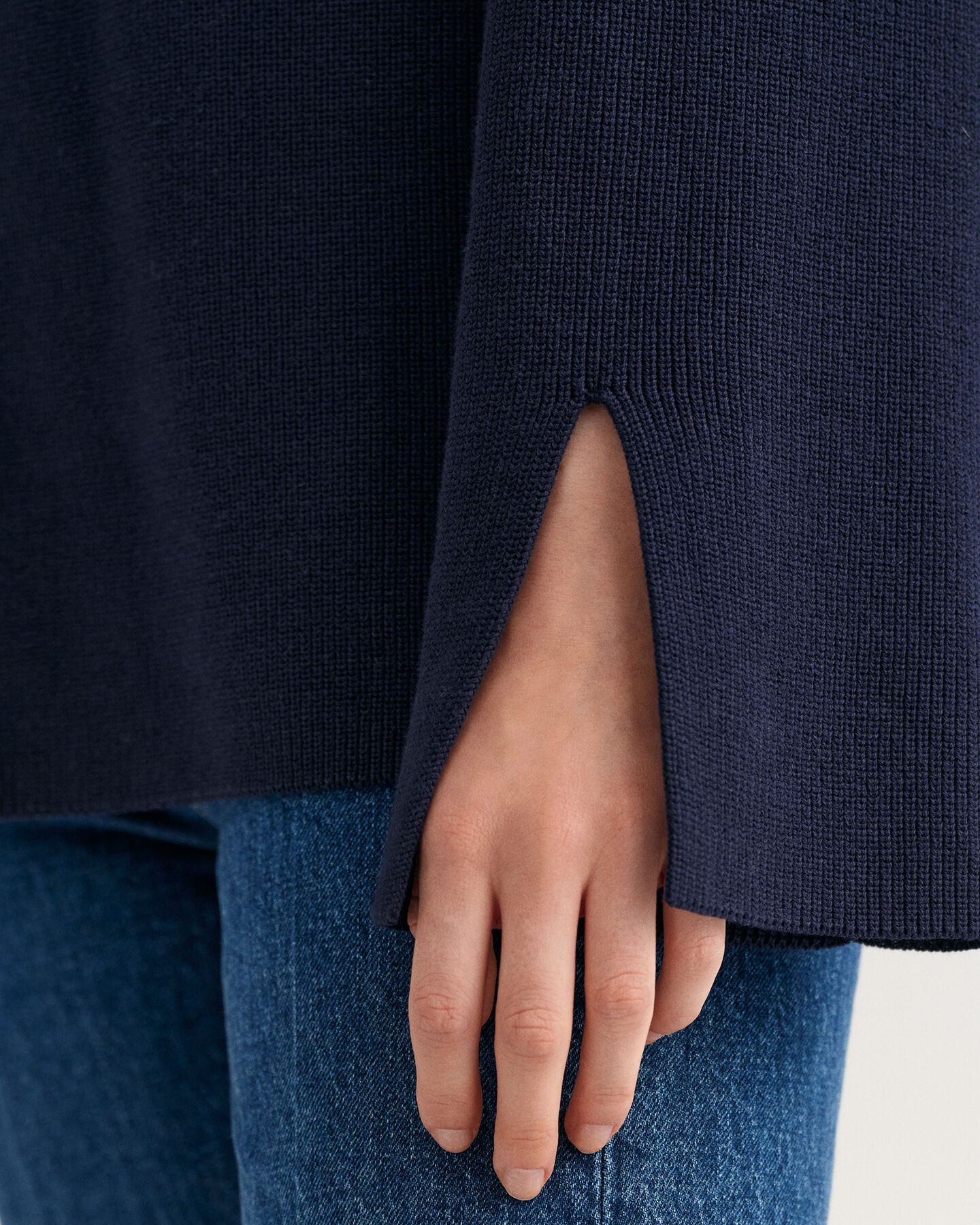 Gerippter Stehkragenpullover