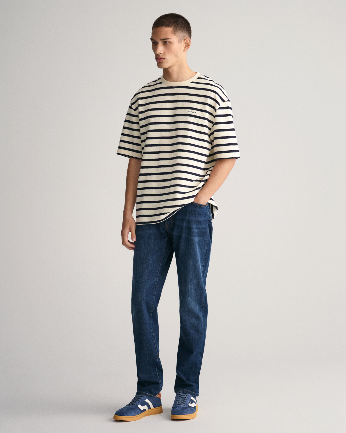 Strukturiertes T-Shirt mit Streifen