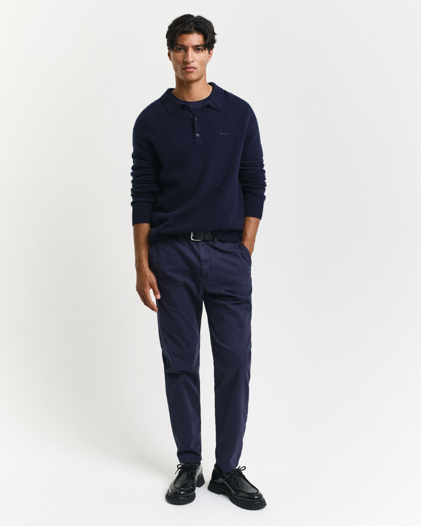 Regular Fit Canvas Chinohose mit schmal zulaufendem Bein