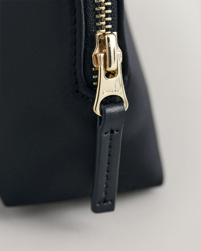 Kulturtasche aus Webmaterial