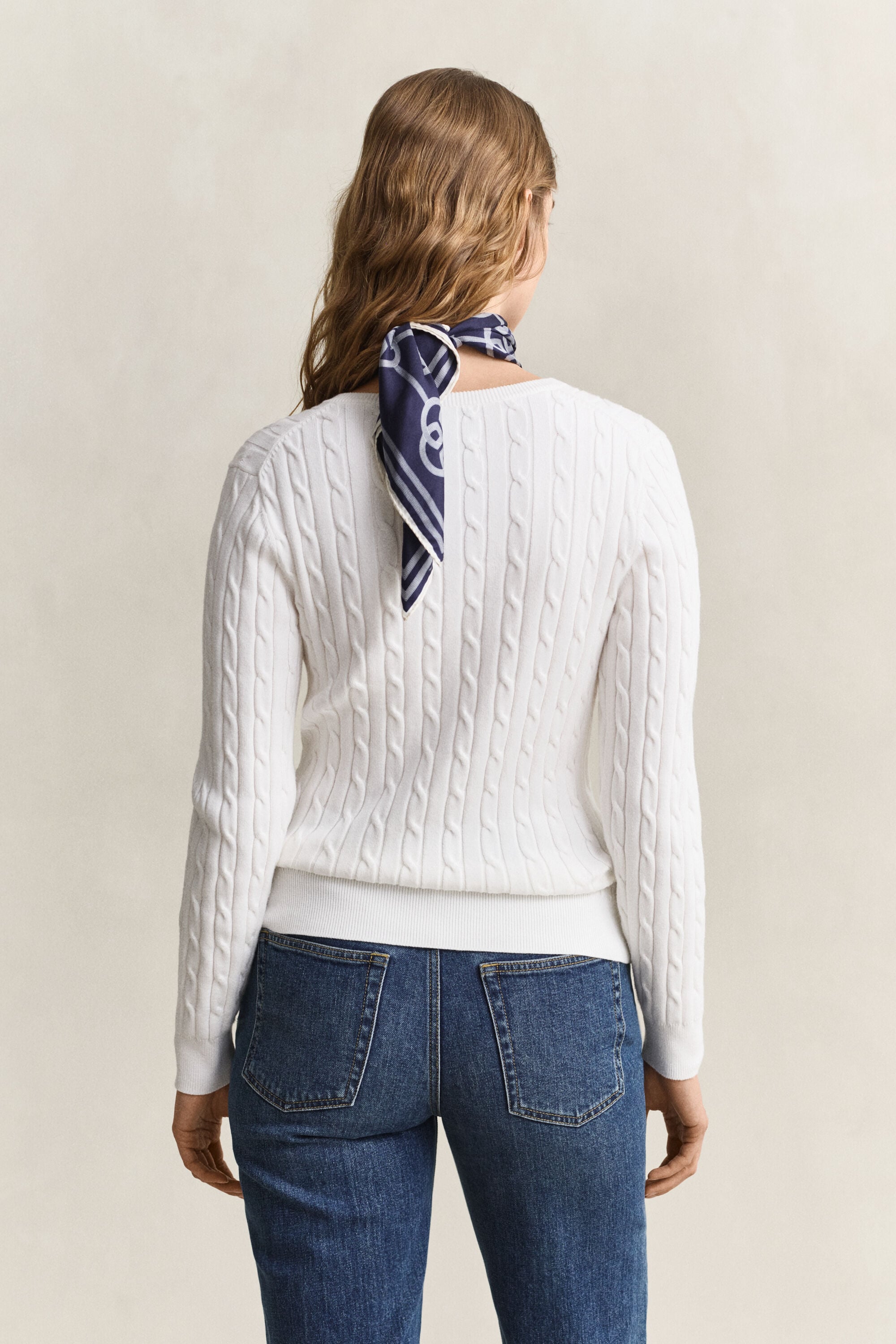 Strickjacke mit Zopfmuster