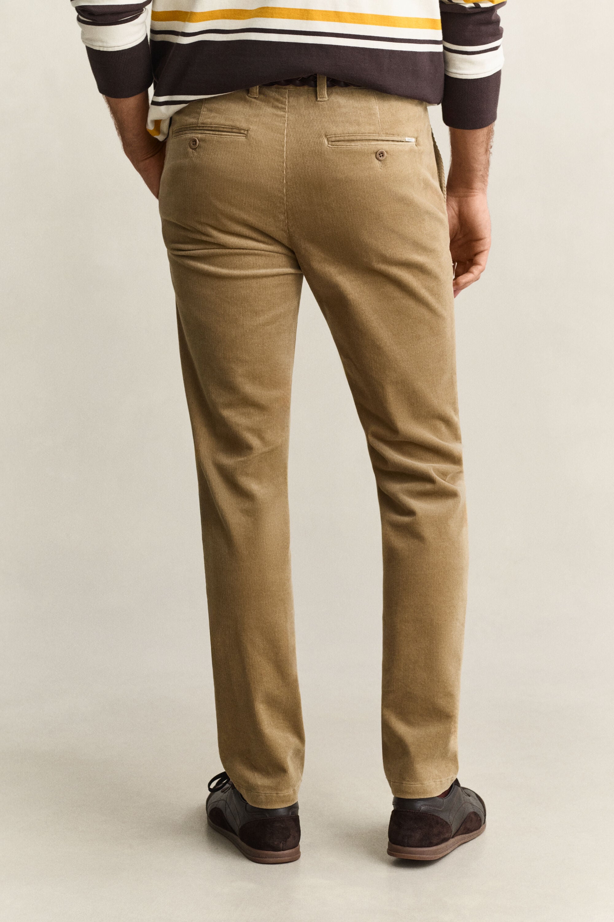 Slim Fit Cord Chinohose
