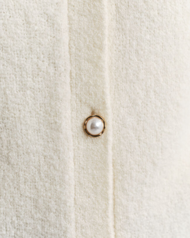 Boucl&eacute; Rundhalsstrickjacke