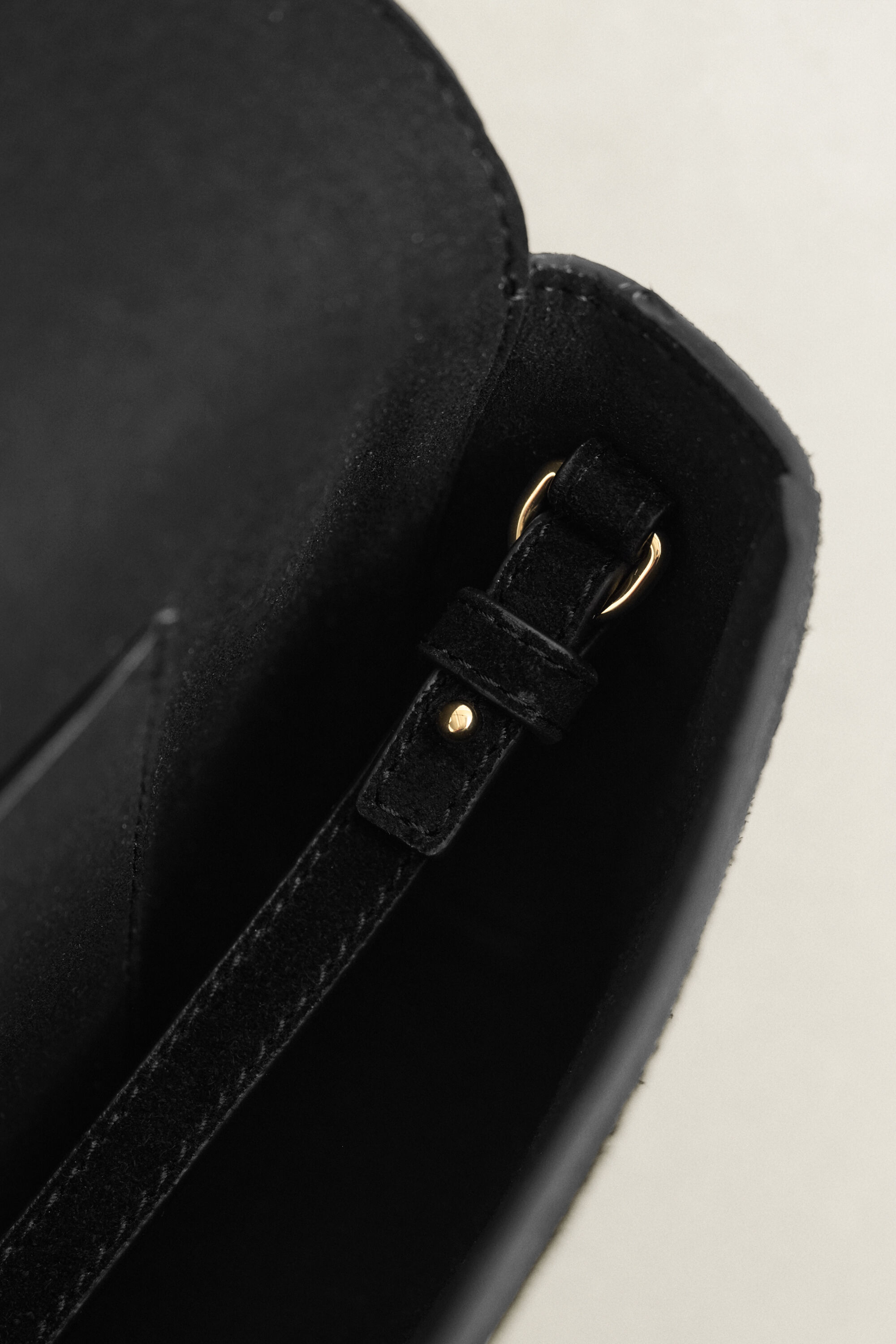 Pochette en daim