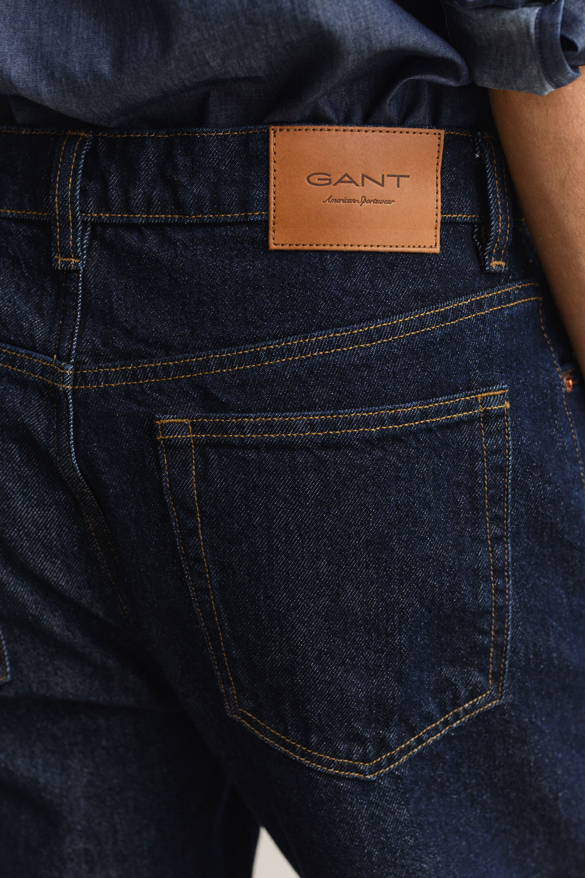 Jeans gamba dritta