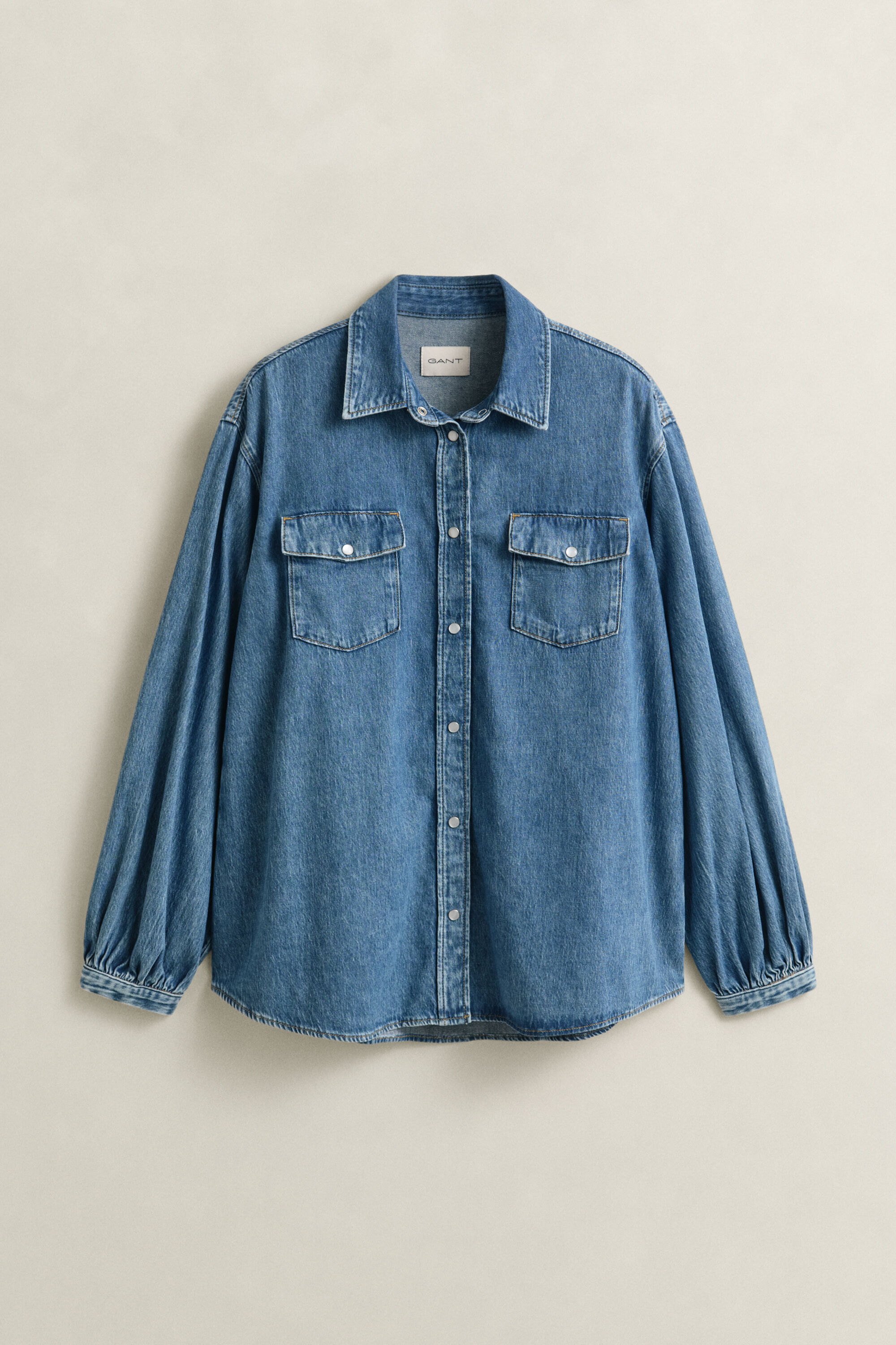 Bluse mit voluminösen Ärmeln