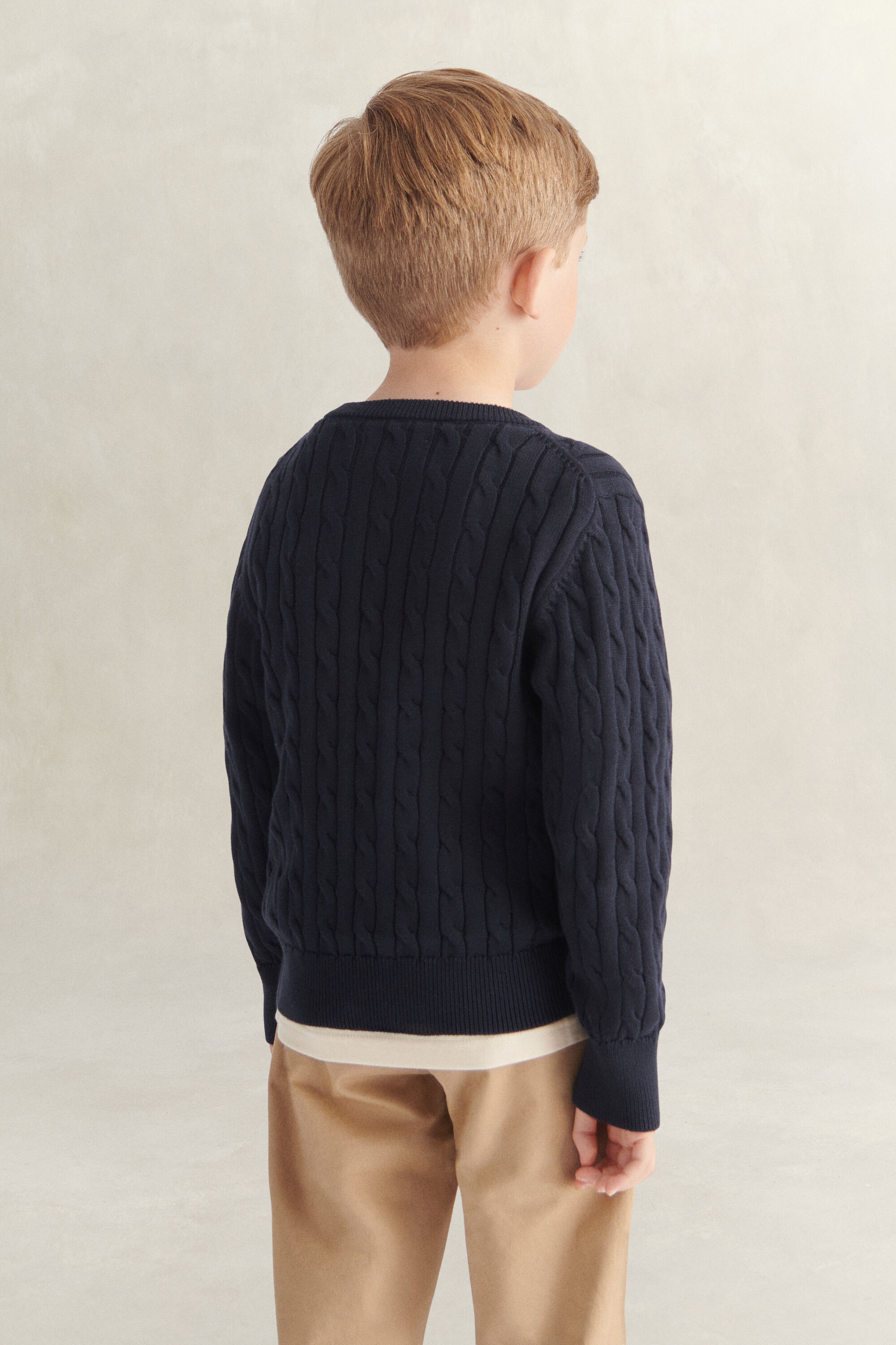 Pull en maille torsadée avec écusson Garçon