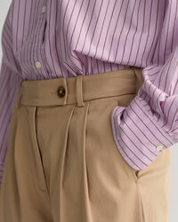 Relaxed Fit Chinohose mit hohem Bund