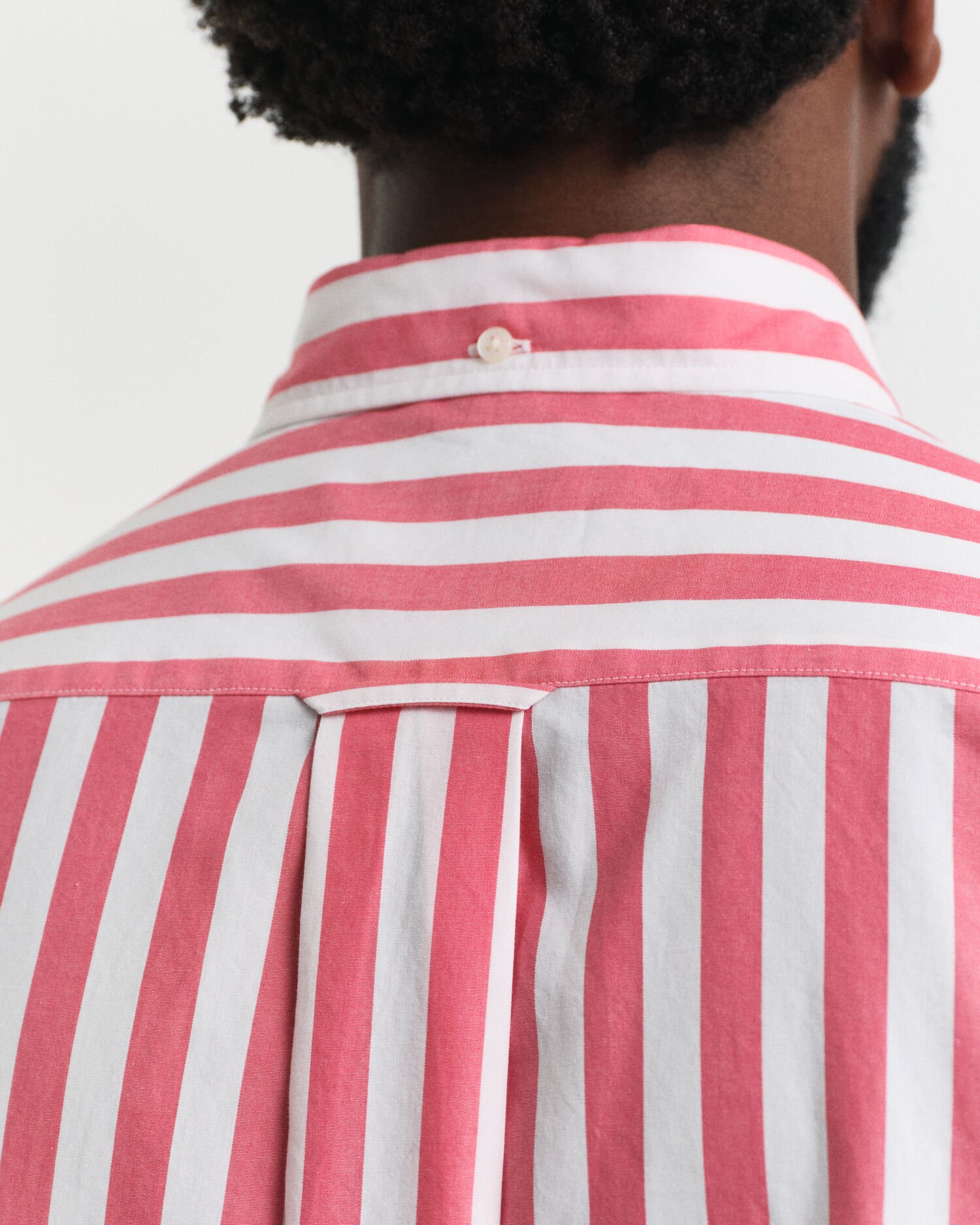 Camicia classica a maniche corte a righe in popeline regular fit