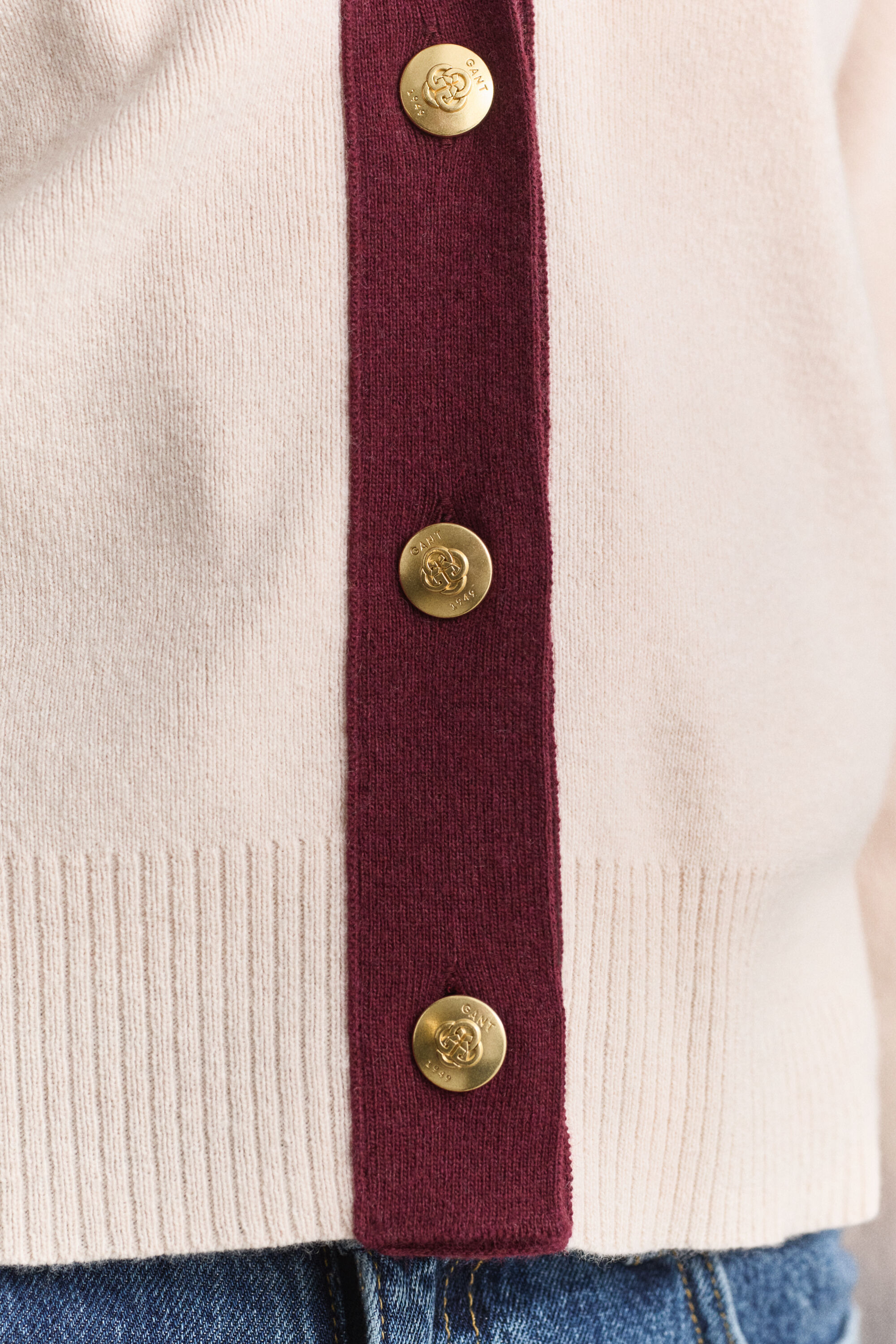 Cardigan in colore a contrasto