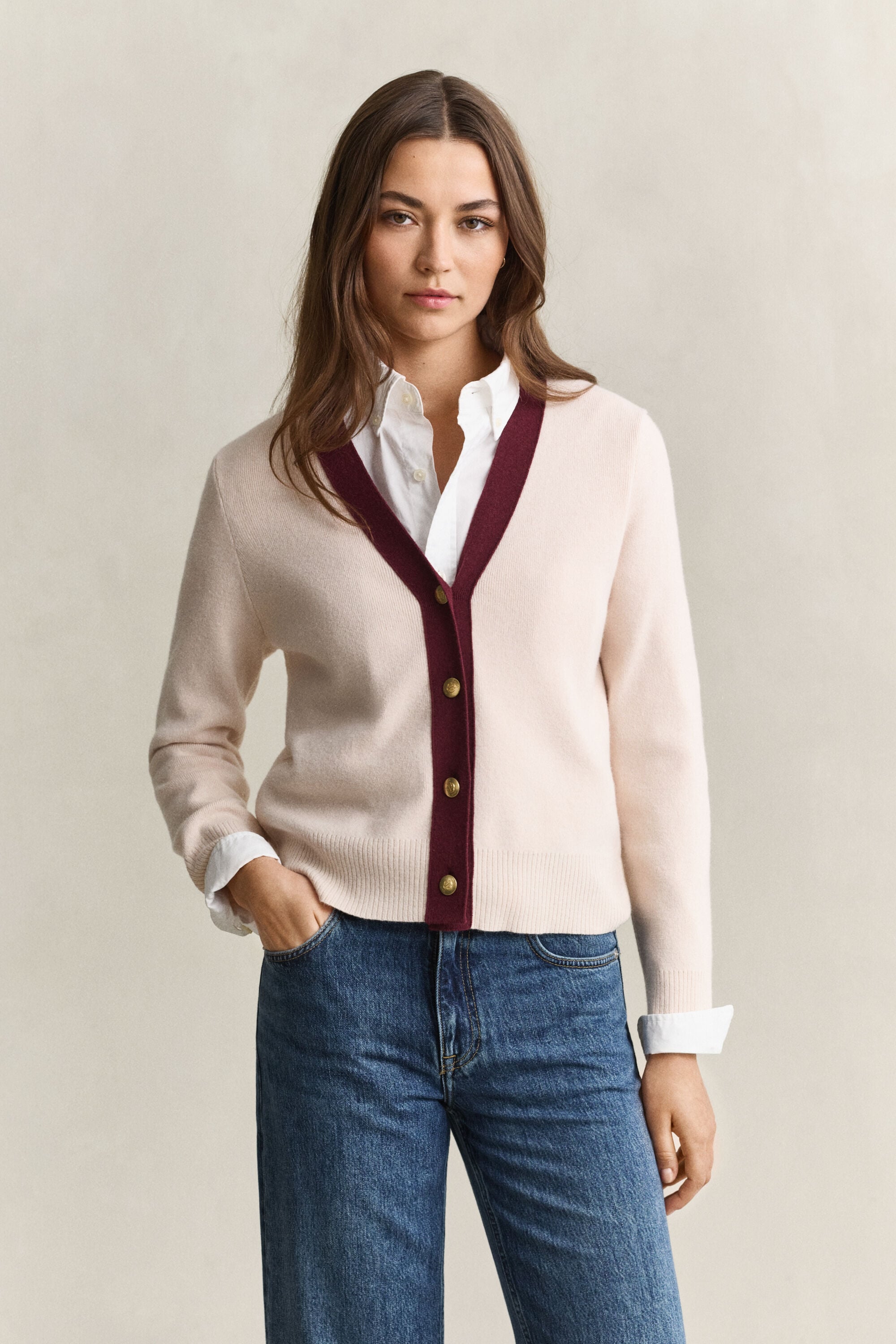 Cardigan in colore a contrasto