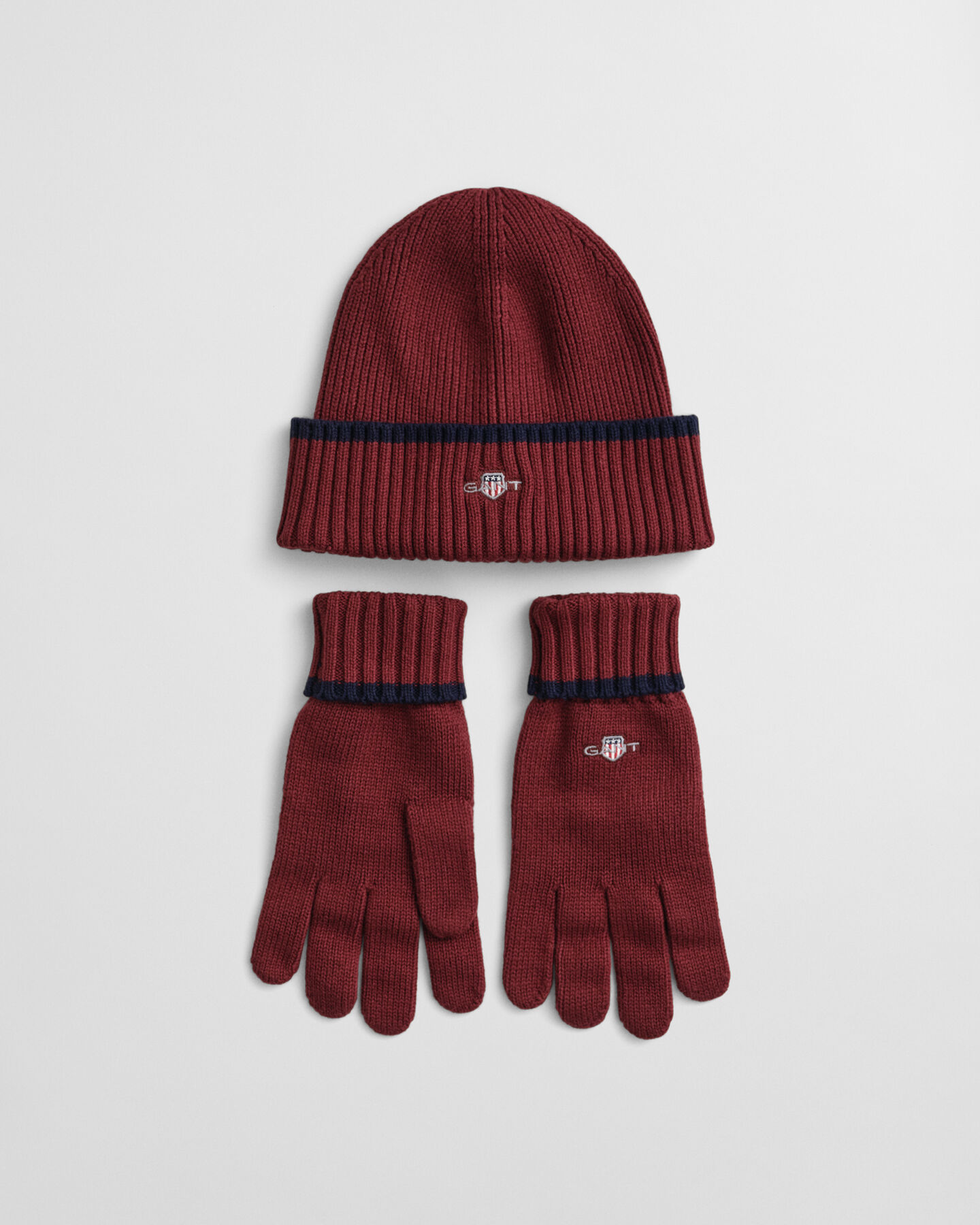 Essential Beanie und Handschuhe im Geschenkset