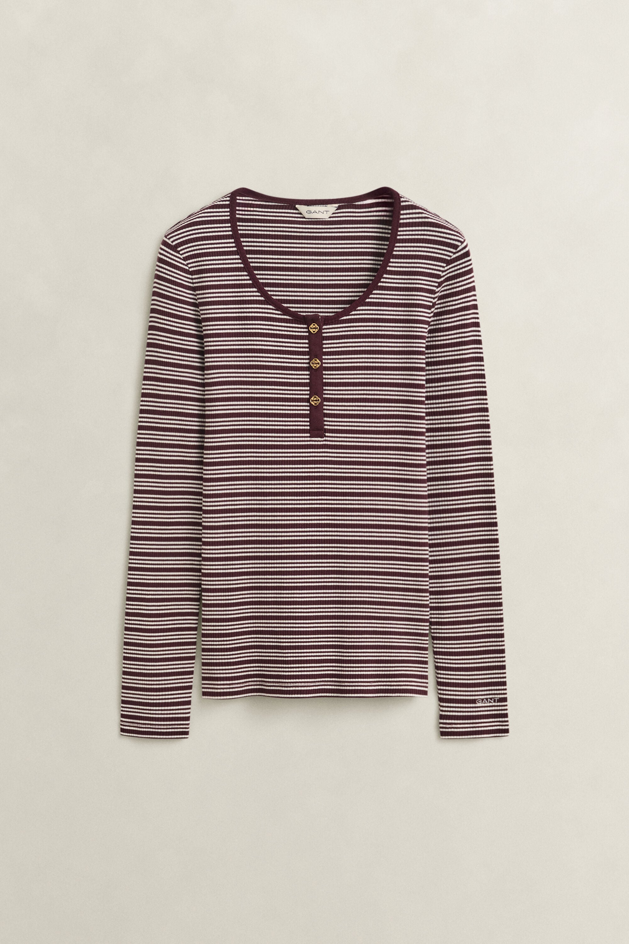 Geripptes langärmliges Henley-Shirt