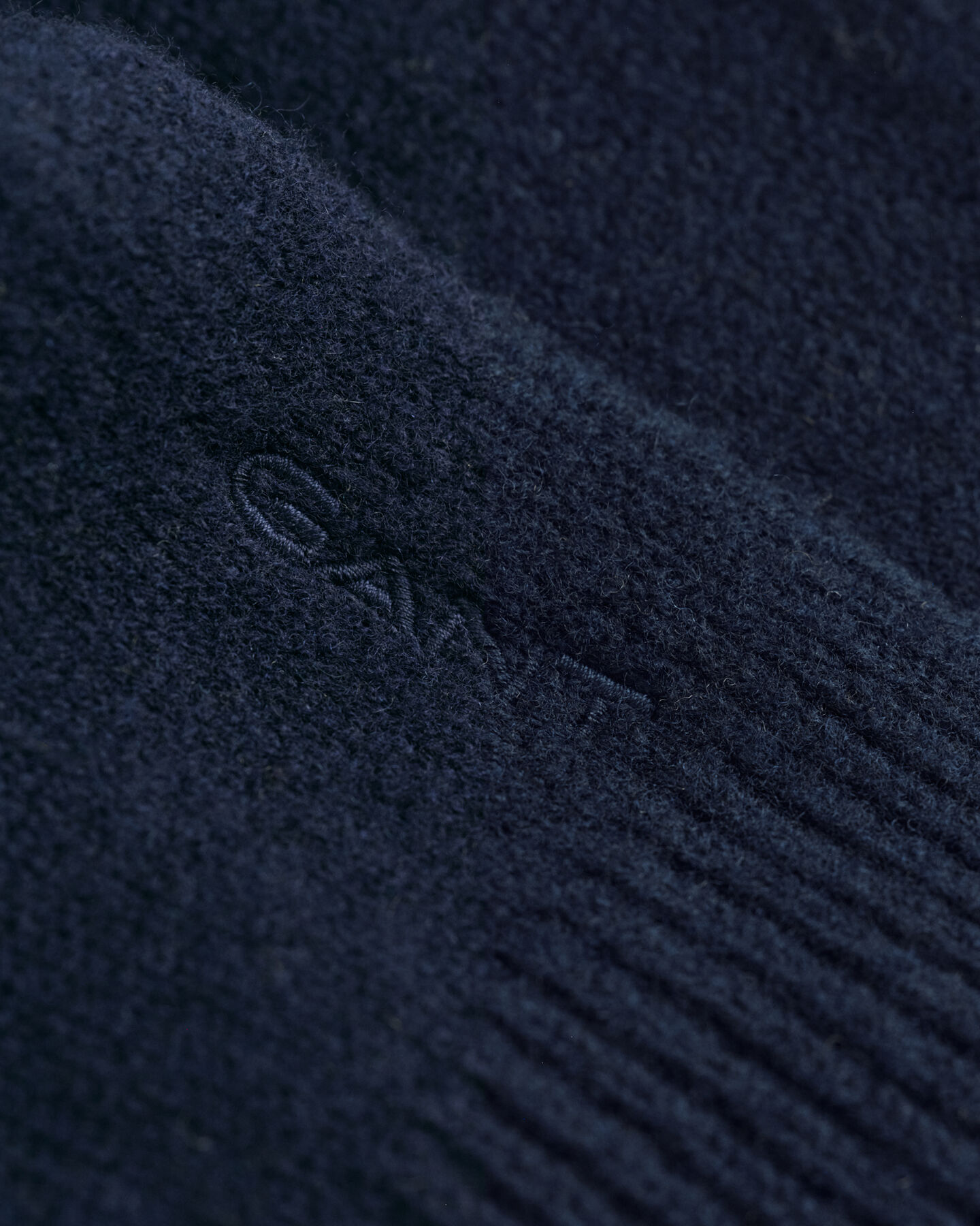 Strickschal aus Wolle