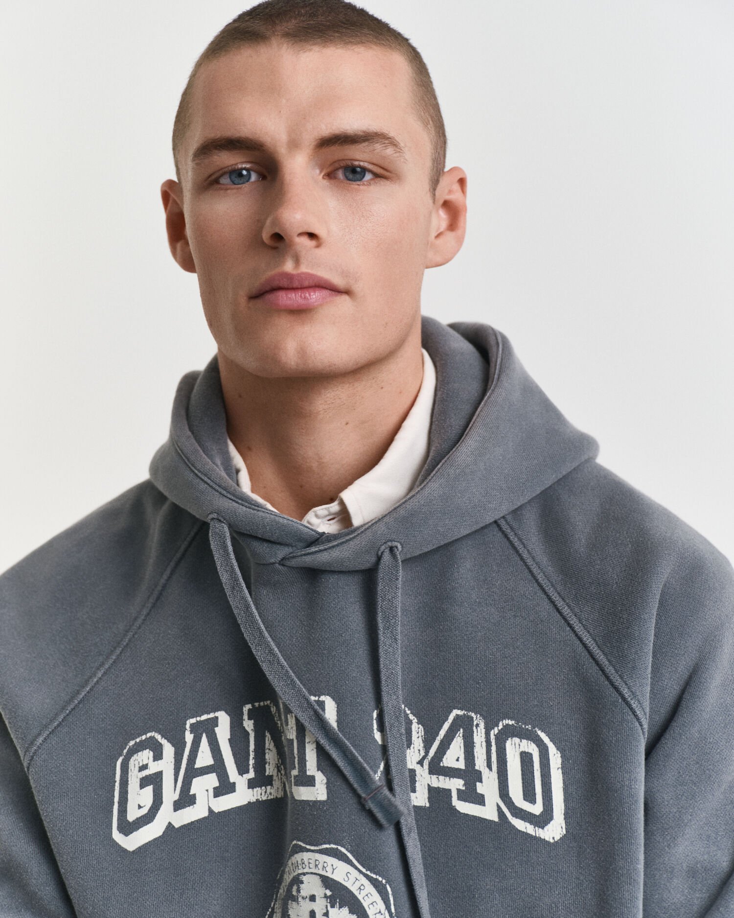 Felpa con cappuccio Graphic