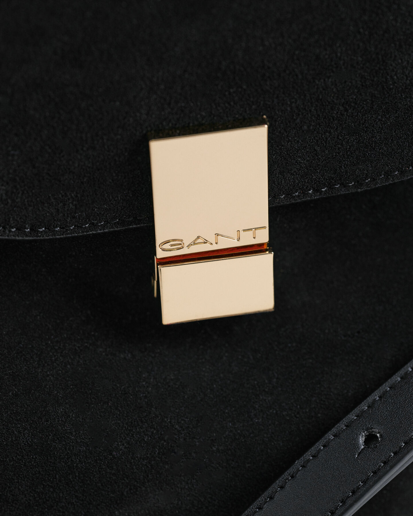 Bucket Beuteltasche aus Veloursleder