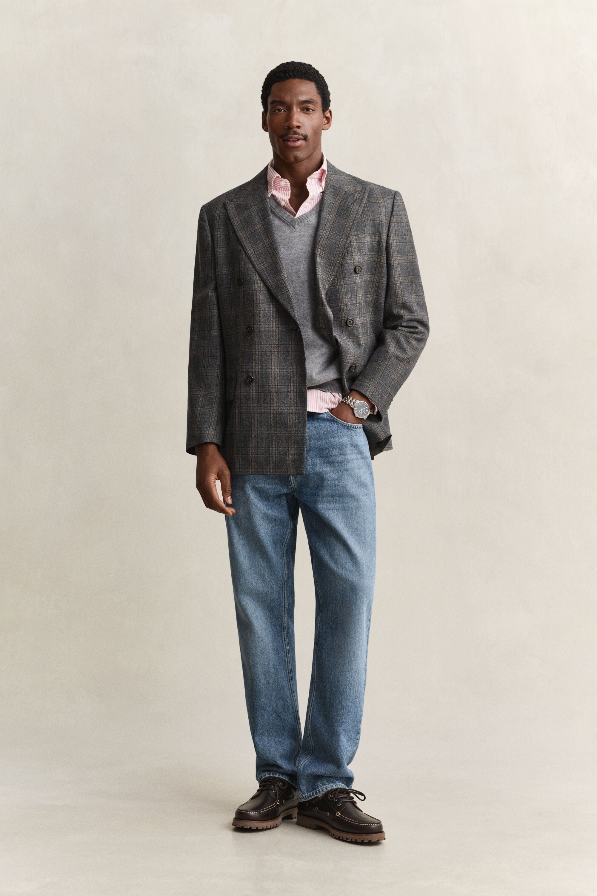 Maglia in cotone con scollo a V classico