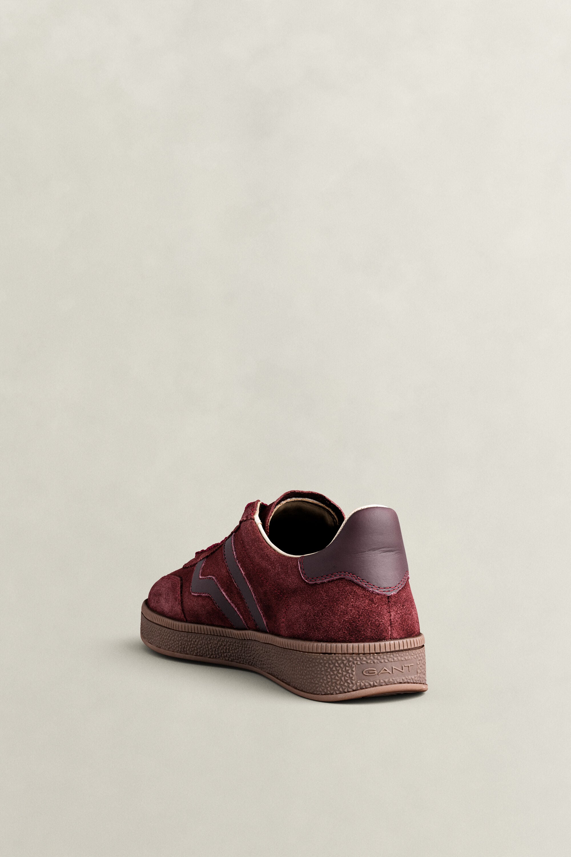 Cuzima Sneaker aus Veloursleder