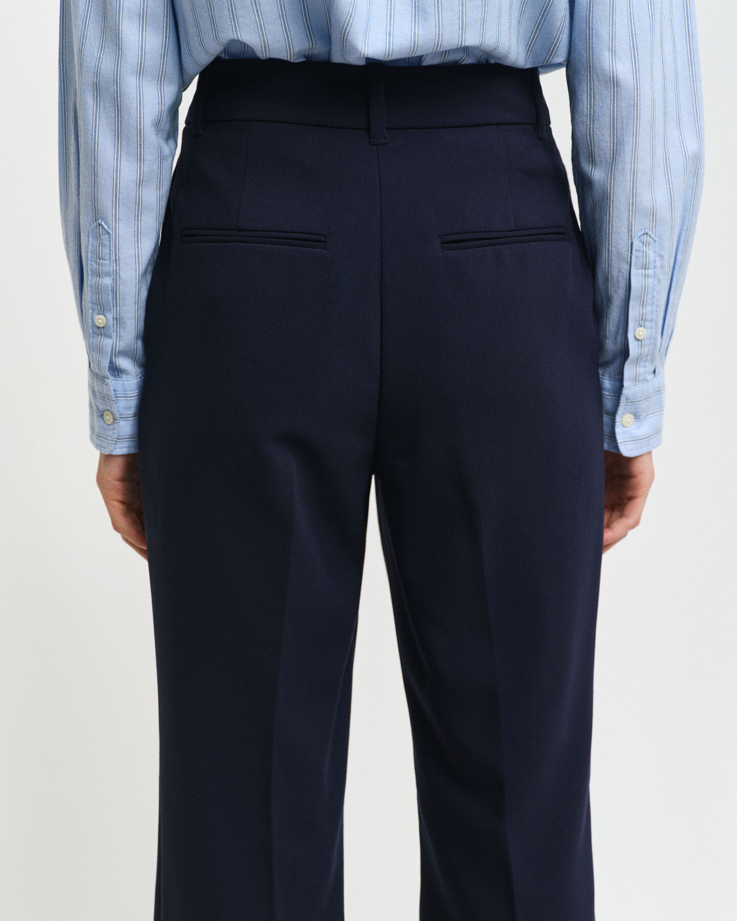 Slim Fit Slacks mit Schlag