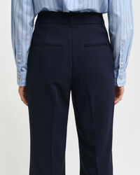 Slim Fit Slacks mit Schlag