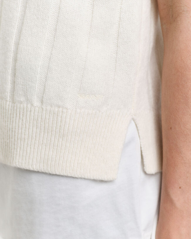 Breit gerippter V-Neck Wollpullunder