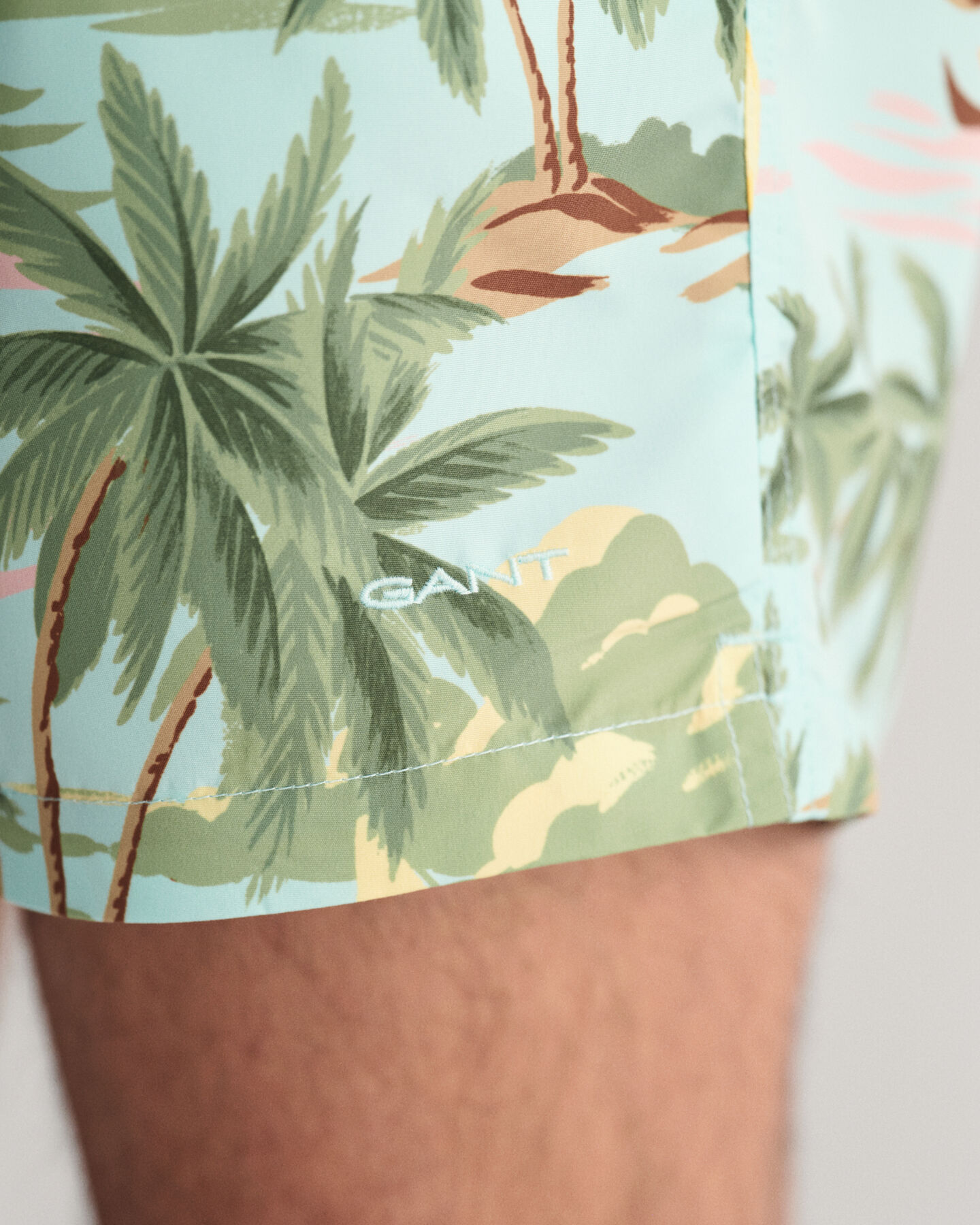 Hawaiian Print Badeshorts