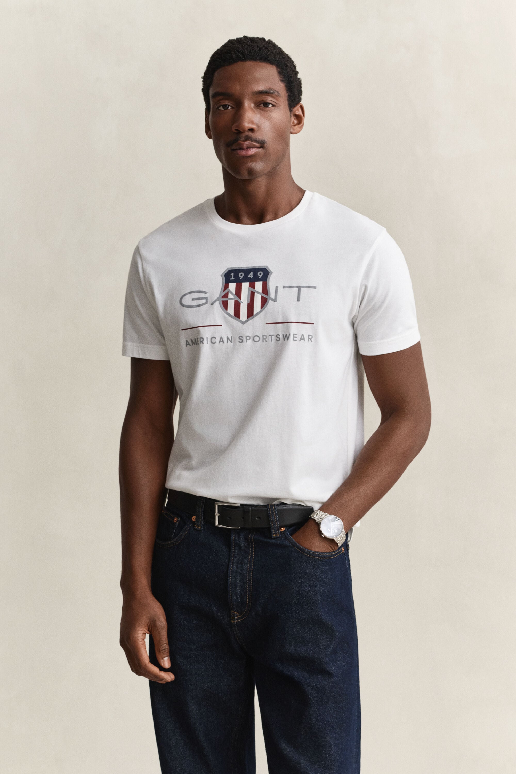 T-shirt Archive Shield