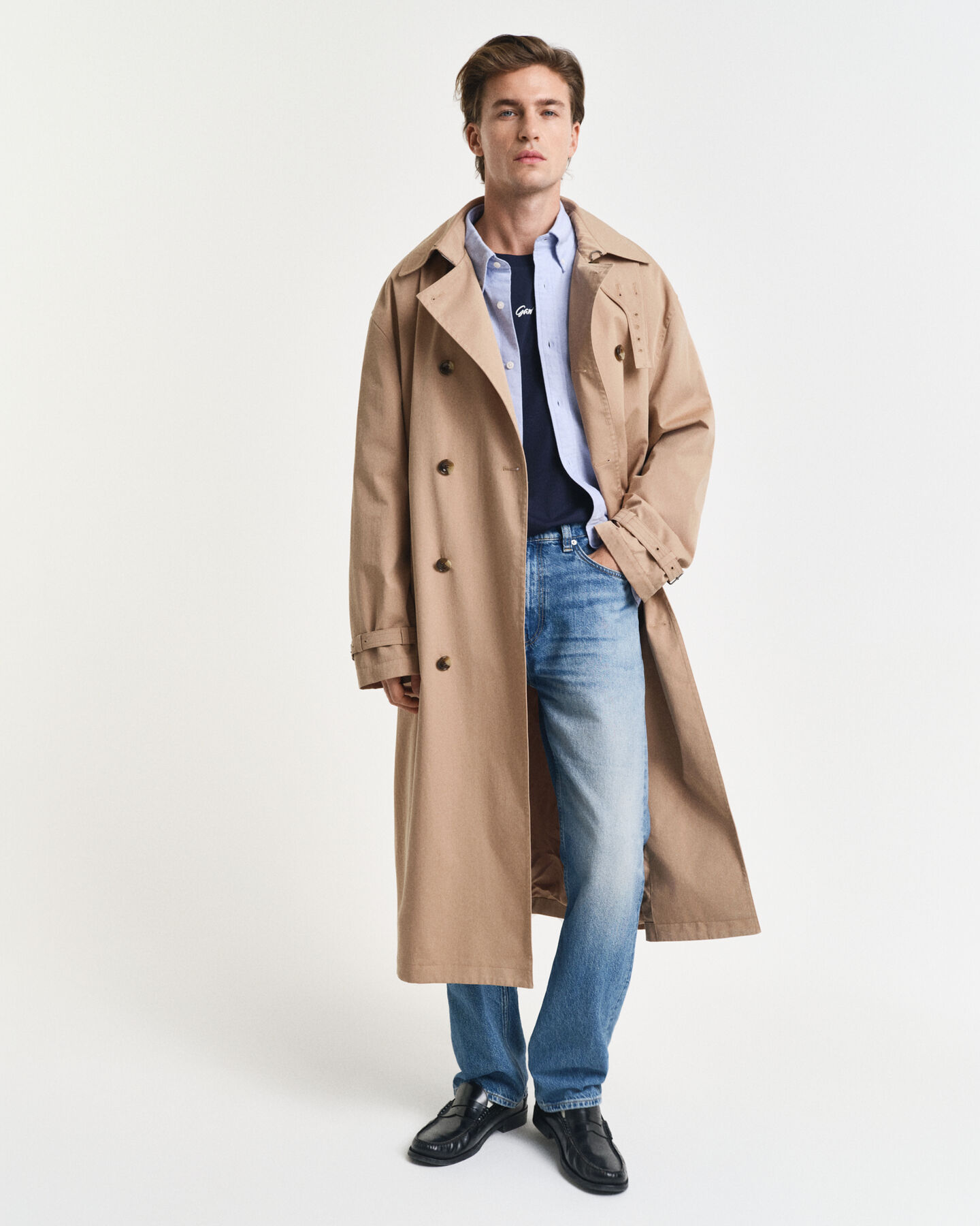 T-Shirt mit kleiner Grafik