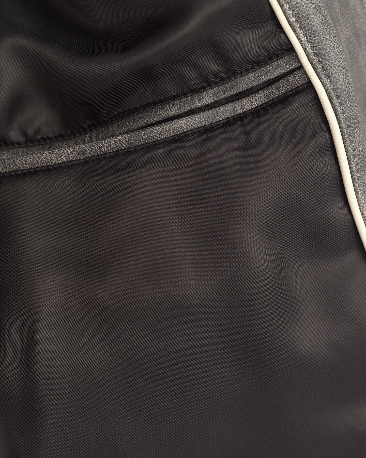 GANT Varsity Jacket aus Leder