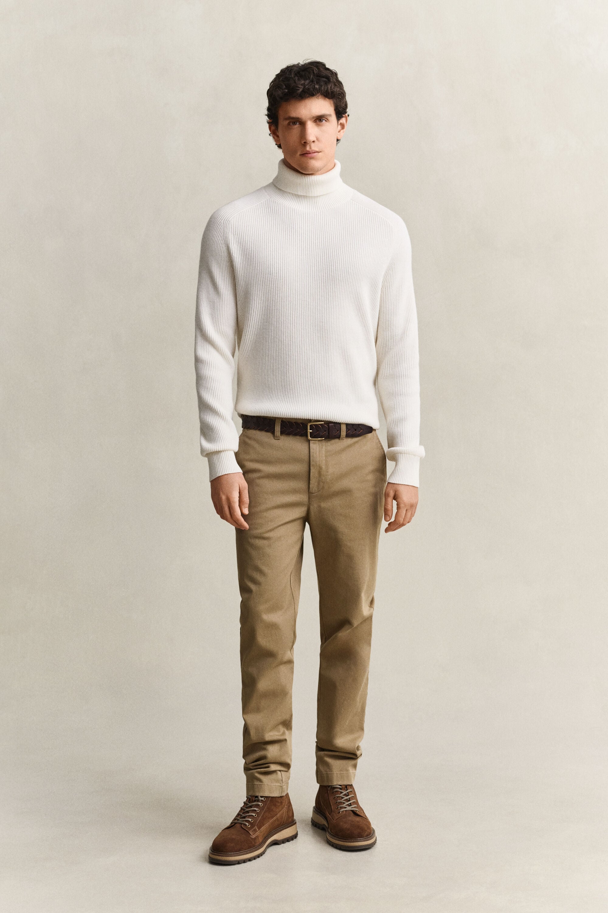 Pantalon chino coupe slim confortable