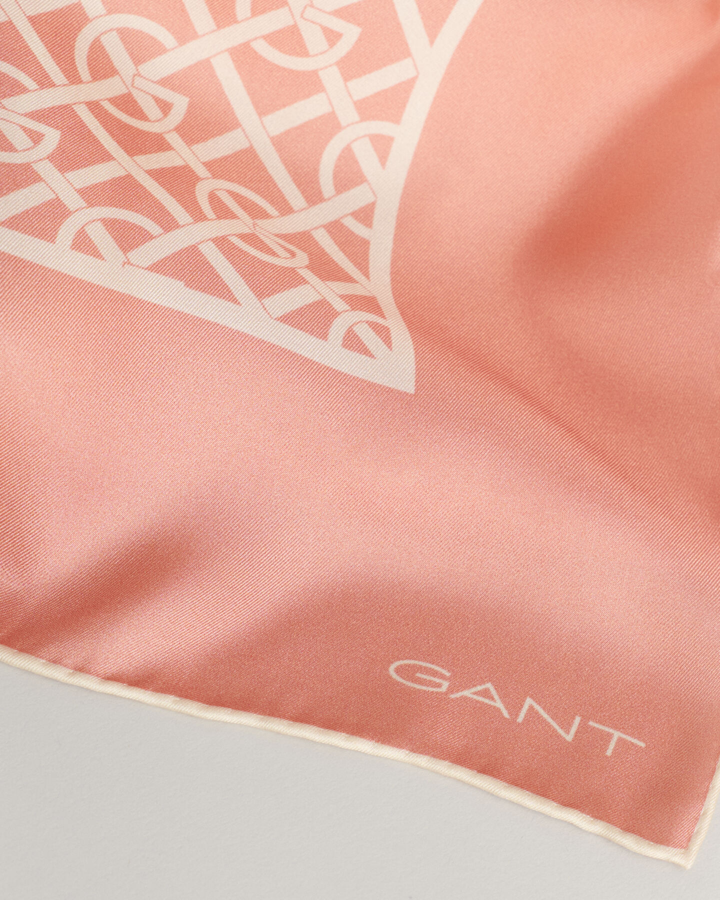 G Patterned Seidenschal