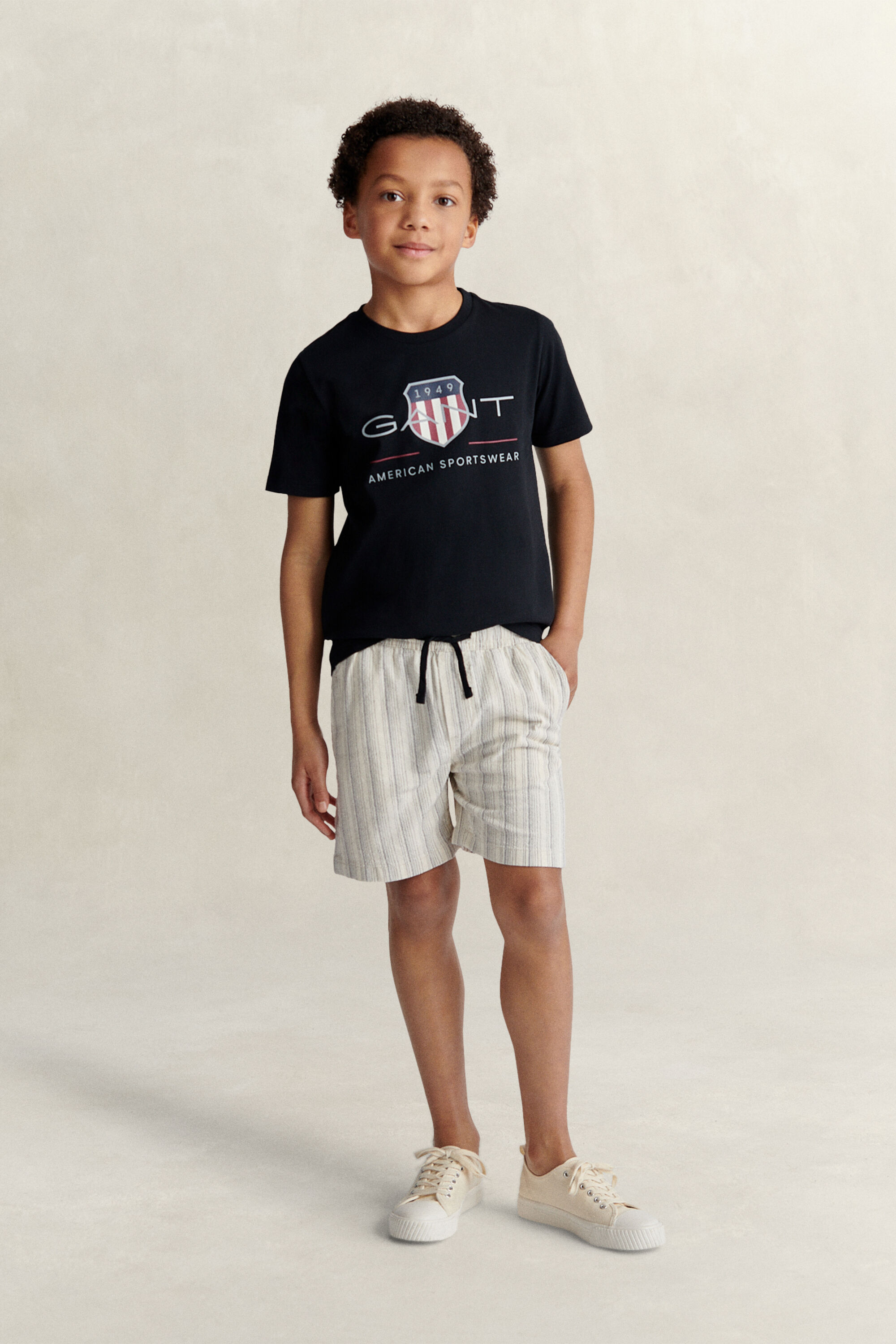 T-shirt Archive Shield Ado