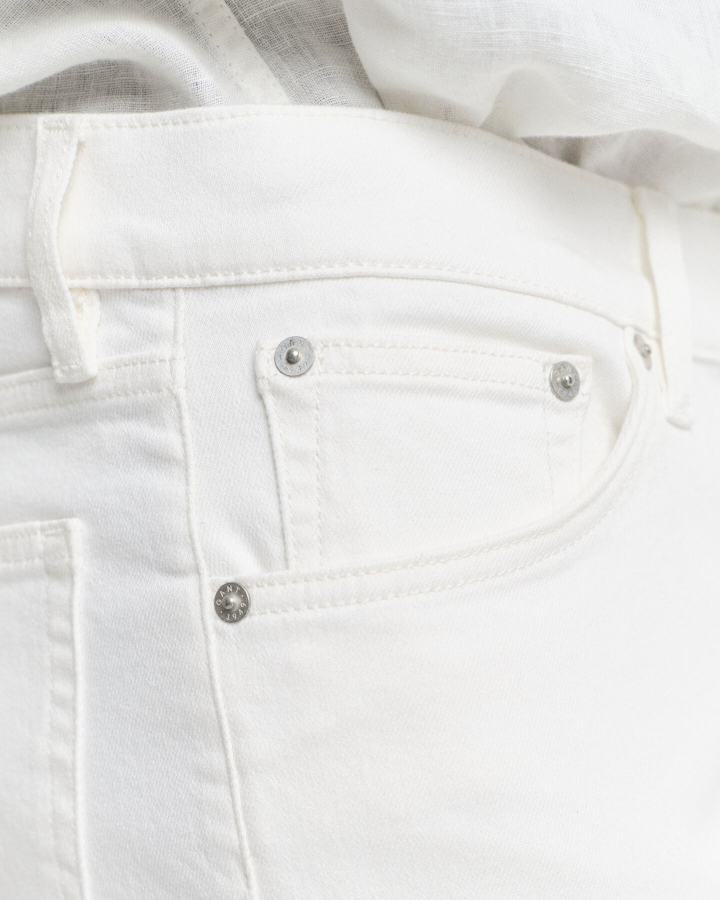 Weiße Regular Fit Jeans