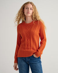 Rundhalspullover mit Zopfmuster