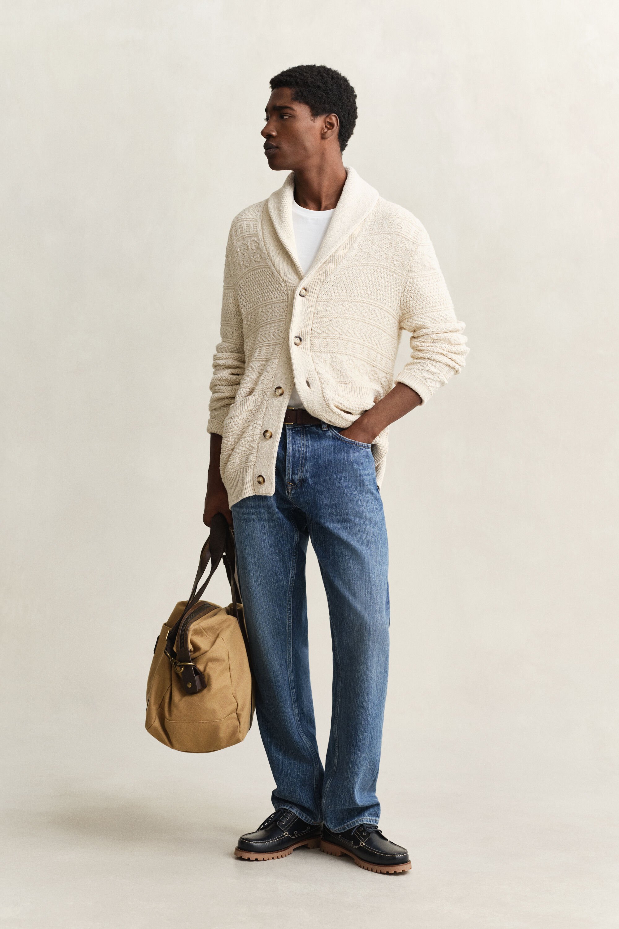 Strickjacke aus strukturiertem Baumwollmix