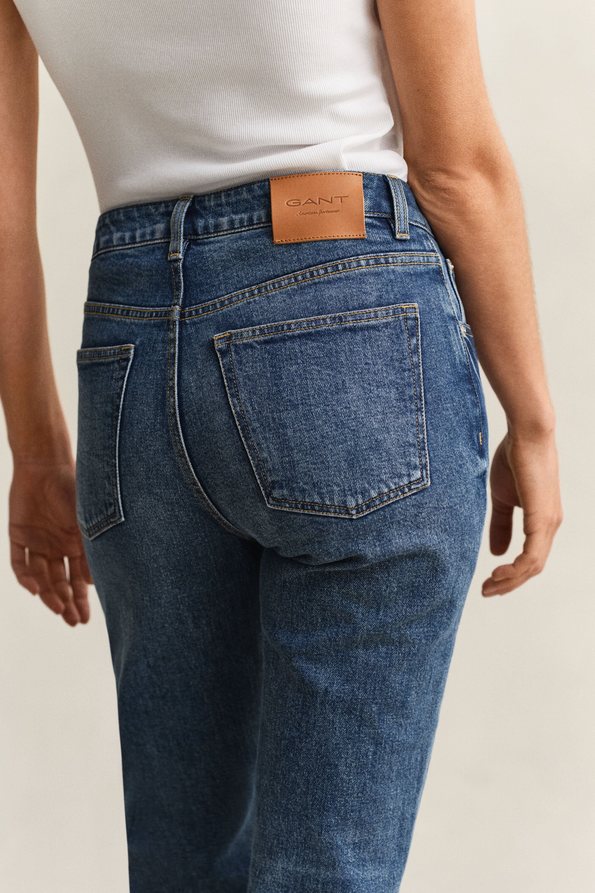 Stretch-Jeans mit geradem Bein