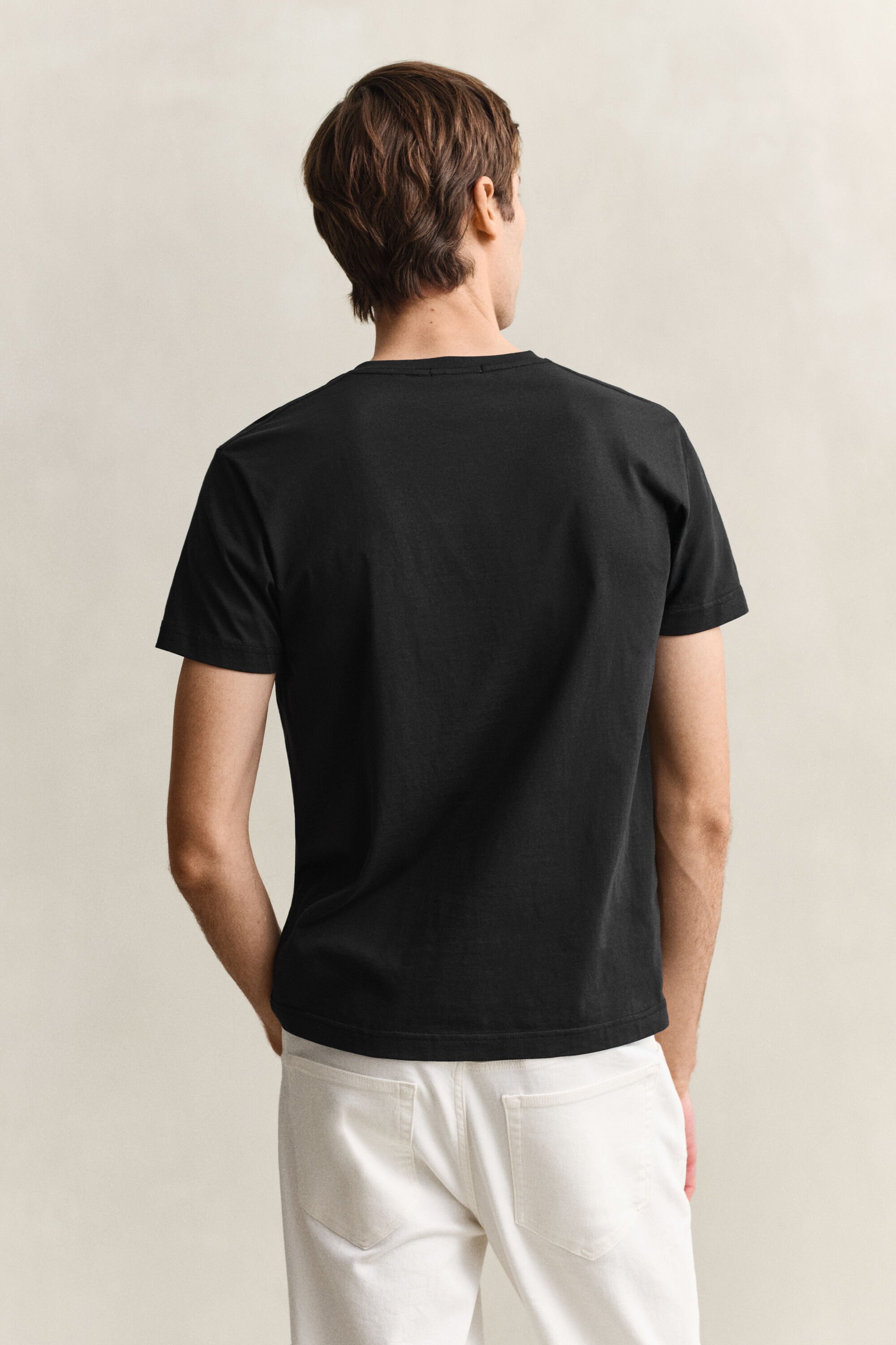 T-shirt col V coupe slim Shield