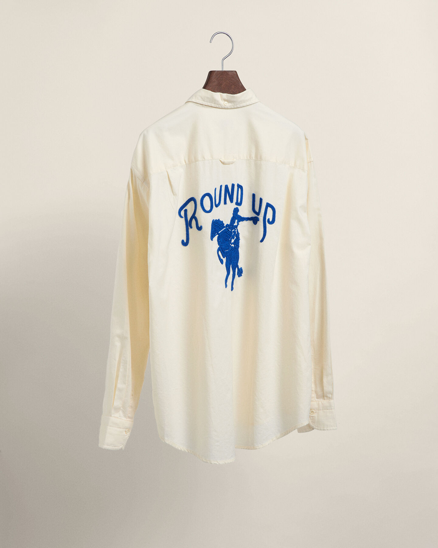 Wrangler x GANT Relaxed Fit Oxford-Hemd mit Stickerei