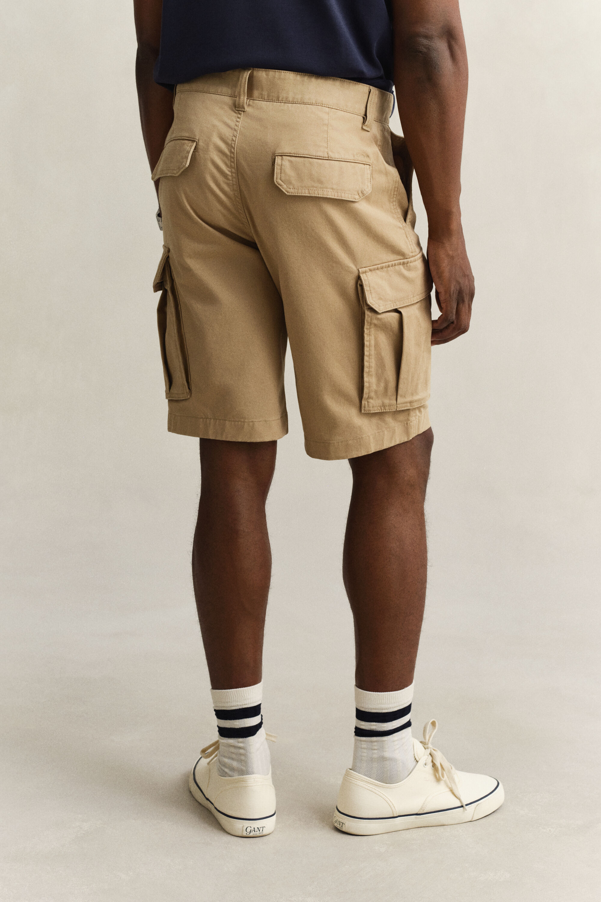 Short cargo classique