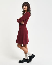 Rippstrick Kleid mit Kontrast