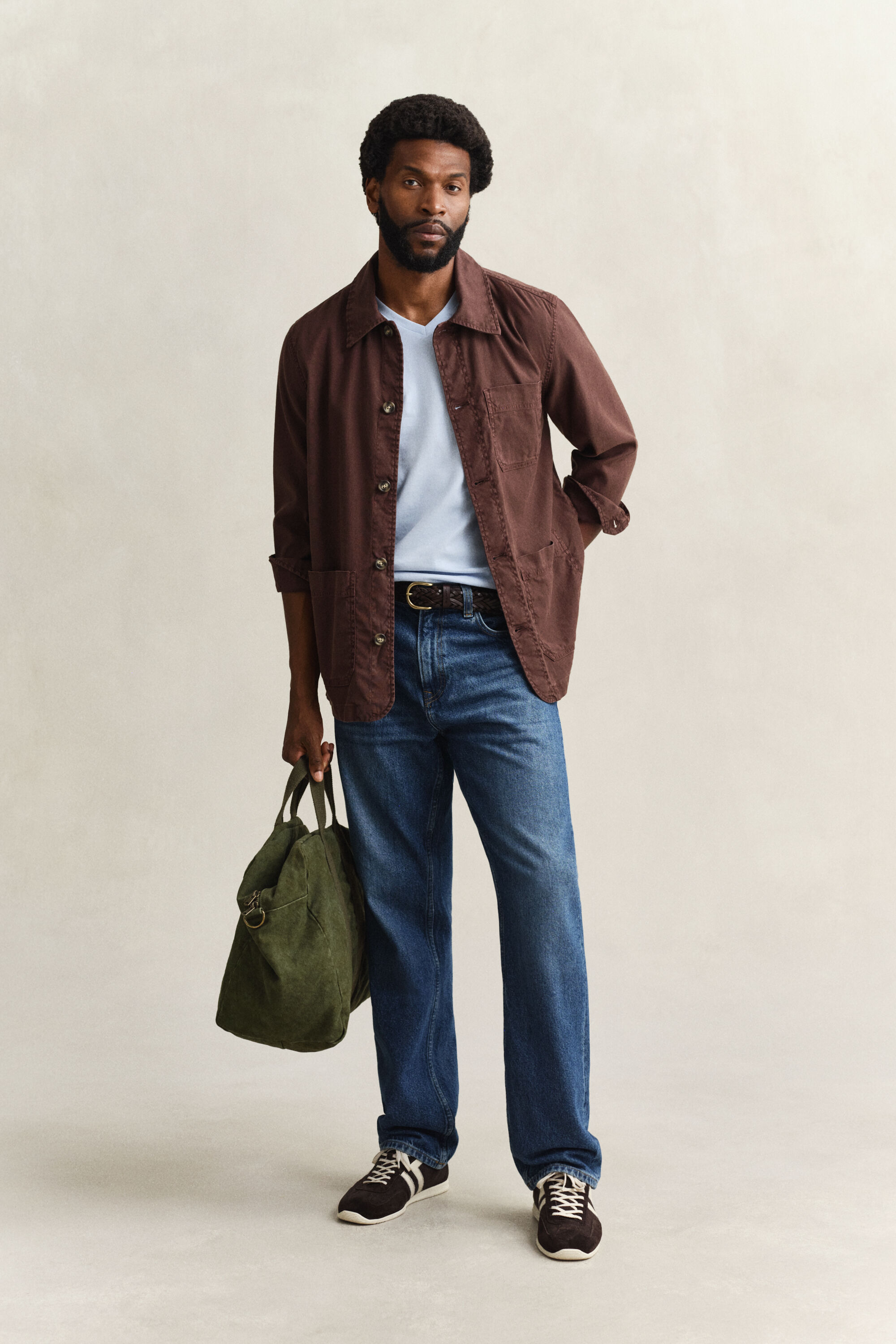 T-shirt Shield con scollo a V slim fit