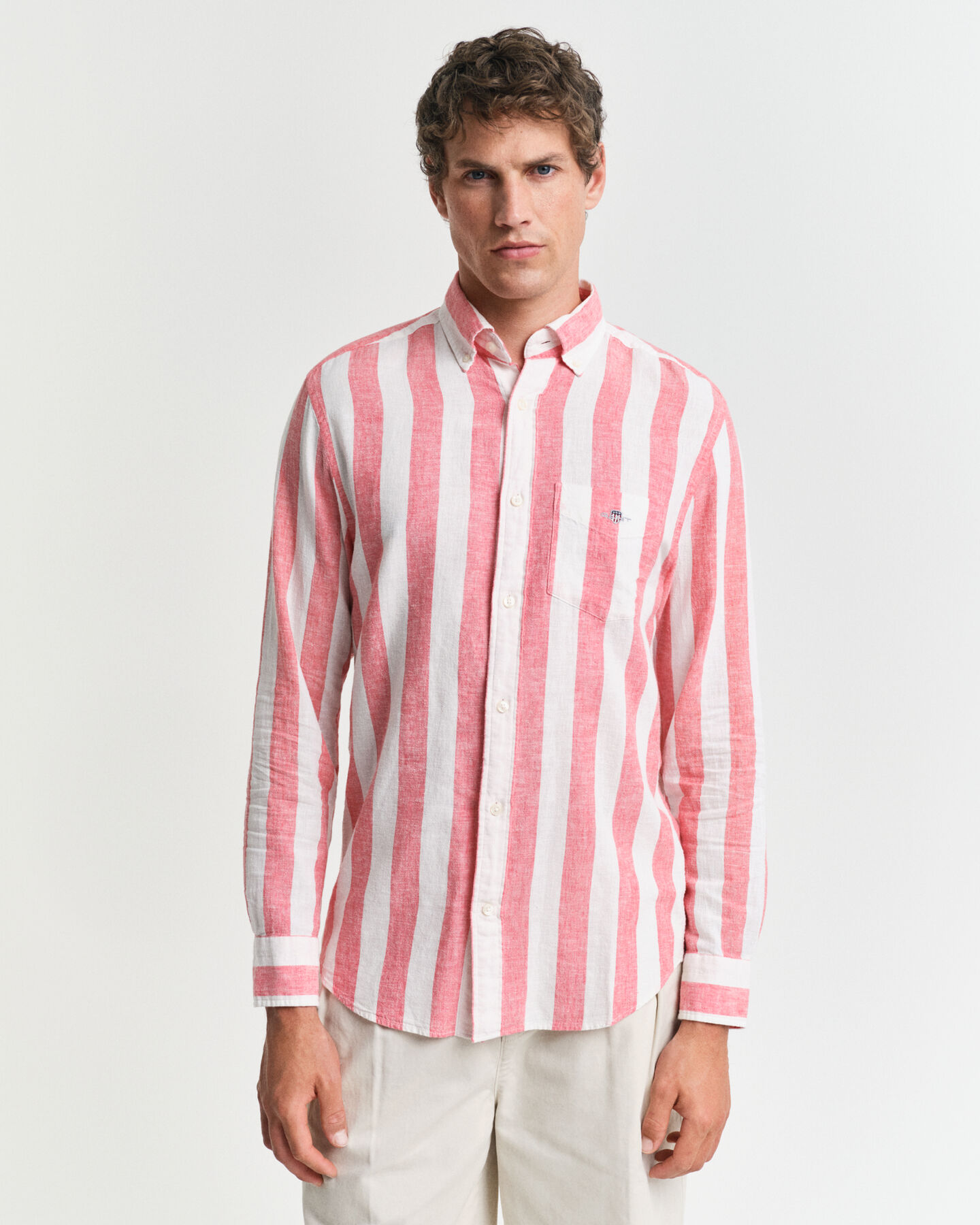 Regular Fit Hemd aus Baumwolle und Leinen mit Streifen