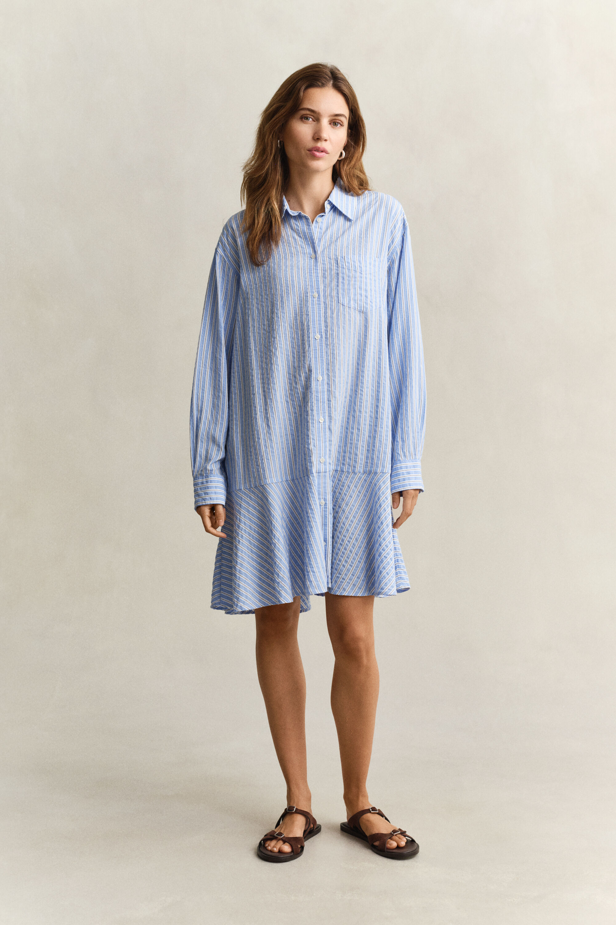 Robe chemise en seersucker à rayures
